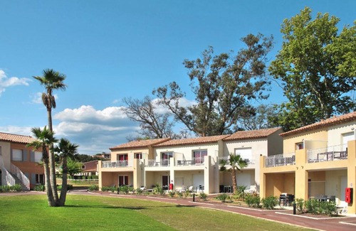 Les Restanques Apartment | Apartment Les Perles de Saint Tropez - POG161