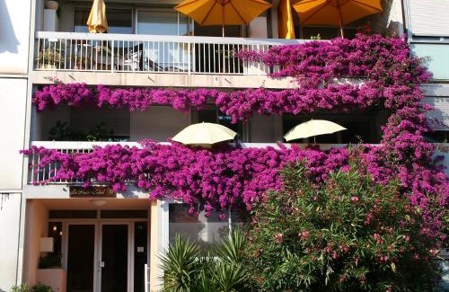 La Californie Apartment | Apartment Plein Soleil by Interhome