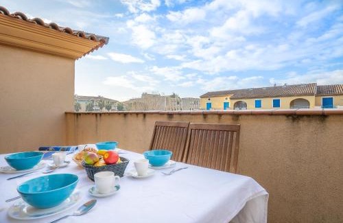 Frejus Plage Apartment | Apartment Port Quiétude-1 by Interhome