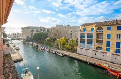 Frejus Plage Apartment | Apartment Port Quiétude-1 by Interhome