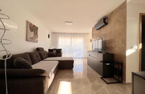 Pointe Croisette Apartment | APPART/PALM BEACH/CANNES