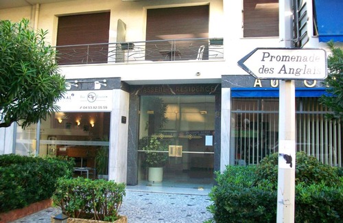 Carre d'Or House | Appartamento in residence a 50 metri dal mare