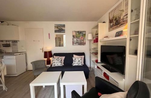 Saint-Aygulf Apartment | Appartement 2 pièces avec terrasse et parking à 400m de la plage – Saint Aygulf - FR-1-226A-88
