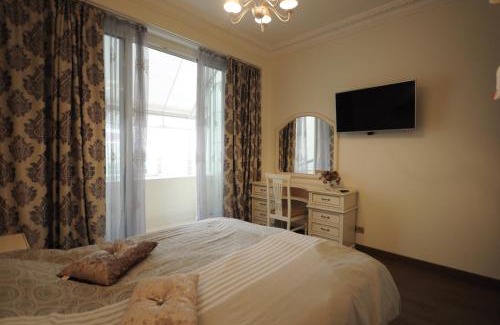 Nice City Centre Apartment | Appartement 53 Promenade des Anglais