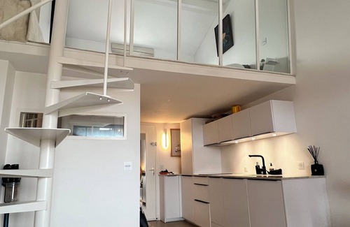 Port Grimaud Apartment | Appartement Avec Patio et vue Exceptionnelle sur les Canaux