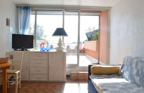 Cavalaire-sur-Mer Apartment | Appartement Cavalaire-sur-Mer, 1 pièce, 4 personnes - FR-1-226B-23