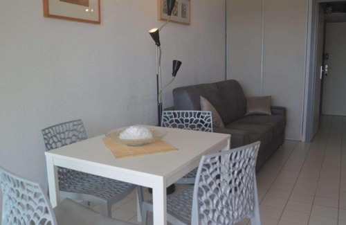 Frejus Plage Apartment | Appartement Fréjus, 1 pièce, 4 personnes - FR-1-226A-345