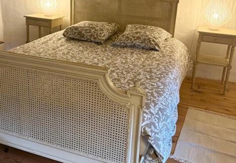 Bezaudun-les-Alpes House | Auberge du Château de Bezaudun