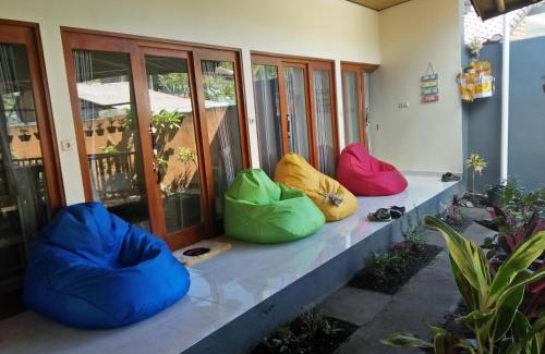 Purwakerti House | Backpackers Home Amed