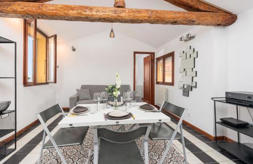 Old Town Apartment | Bastion Ideally located, brightness, sea views