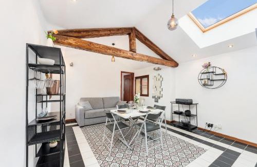 Old Town Apartment | Bastion Ideally located, brightness, sea views