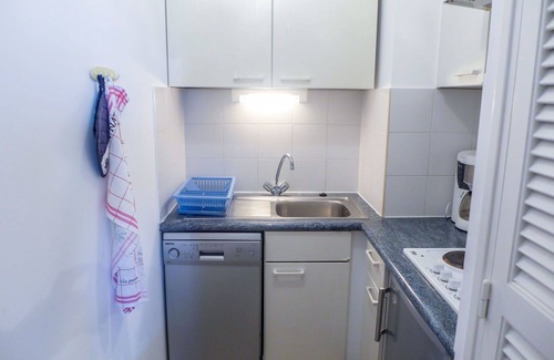 Frejus Port Apartment | Beautiful apartment for 4 people with WIFI, TV and terrace