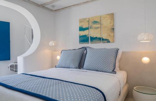 Karterados Villa | Beautiful Santorini Villa 2 Bedrooms Private Pool & Magical Sea Views Karterados