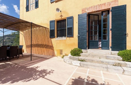 Grasse Villa | Blissful Villa in Grasse with Private Swimming Pool