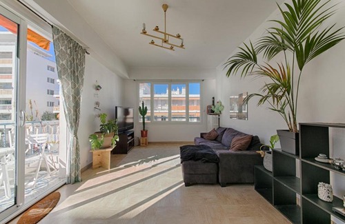 La Madeleine Apartment | Bohemian Apartment Near Promenade des Anglais