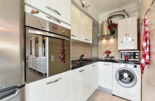 Prado - Republique Apartment | Boite d'Amour