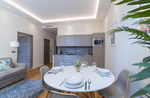 Quartier du Port Apartment | Brand New 1 Bdr Place du Pin