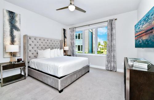 Reunion Apartment | Breezy Condo Near Disney With Resort & Waterpark Access - B49-115