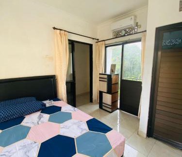 Kedewatan House | Breezy Guest House