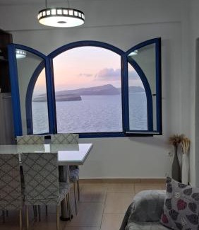 Akrotiri Apartment | Caldera Heights Apartment