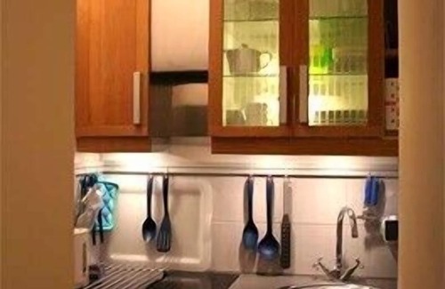 Cannes Apartment | CANNES 2 pers studio Near Croisette + beaches, Airconditioned + WIFI