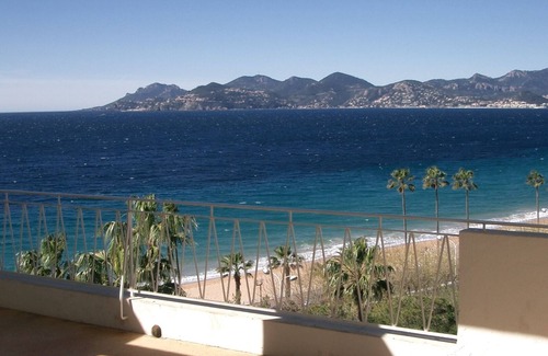 Le Suquet Apartment | CANNES 4persons, sea view and Esterel view, terrace