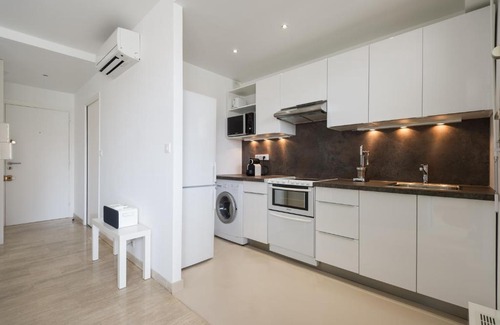 Cannes Old Town Apartment | Cannes centre plage du midi