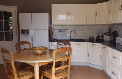 Mandelieu-La-Napoule Villa | Cannes Mandelieu villa with private pool.