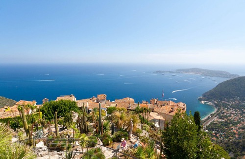 Cannes City Centre Apartment | CannesVacationRental by AmericanVacationLIving 1BR