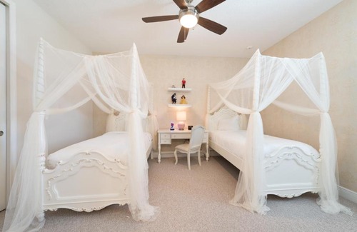 West Kissimmee House | Captivating Home with Games & Themed Rooms near Disney - 7677F