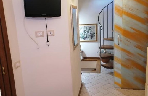 Lucca Historical Center Apartment | CASINA TORRETTA
