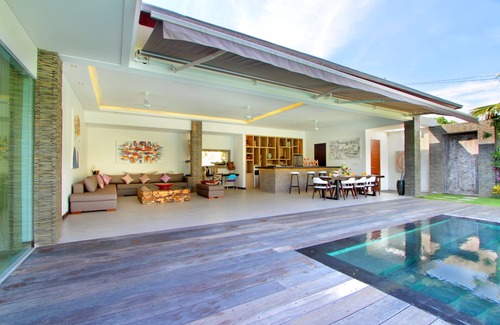 Sunset Road Villa | Central Seminyak Close to Oberoi - Villa Ambalaba