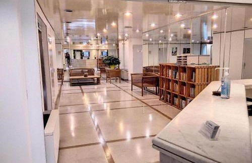 Juan-les-Pins Apartment | Centre Juan Les Pins