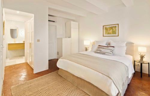 Old Town Apartment | Charmant appartement - AC 2BR- 4P - Saint-Tropez