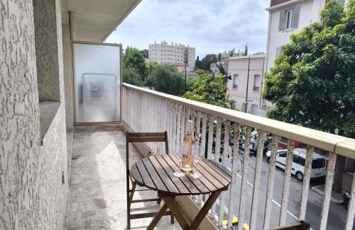 Antibes City Centre Apartment | Charme de la Mer