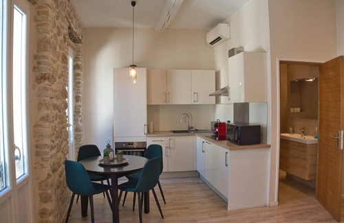 Antibes Old Town Apartment | charming 2-room apartment in the heart of Antibes