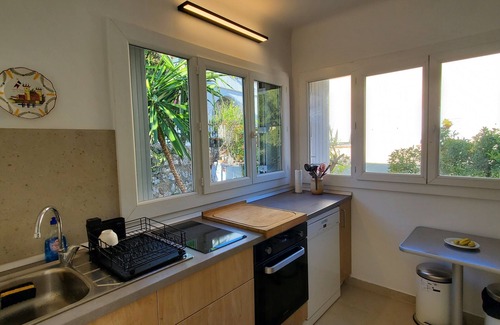 Beaulieu-sur-Mer Villa | Charming mid century modern villa in lovely Beaulieu-sur-Mer with fiber and AC