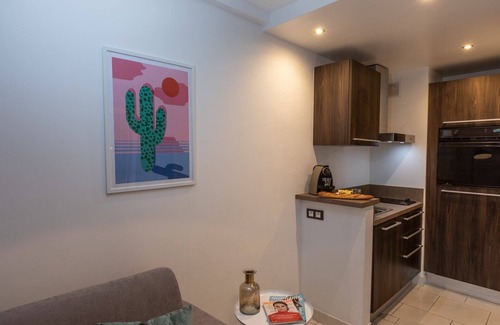 Juan-les-Pins Apartment | Charming Riviera 1E - One Bedroom Apartment, Sleeps 4