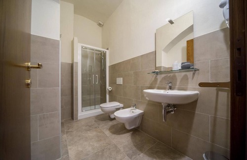 Volterra Hostel | Chiostro delle Monache Hostel Volterra