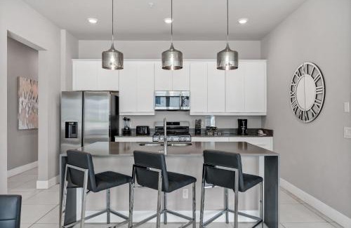 Reunion Apartment | Comfortable Condo Near Disney With Resort & Waterpark Access - B7 - 128