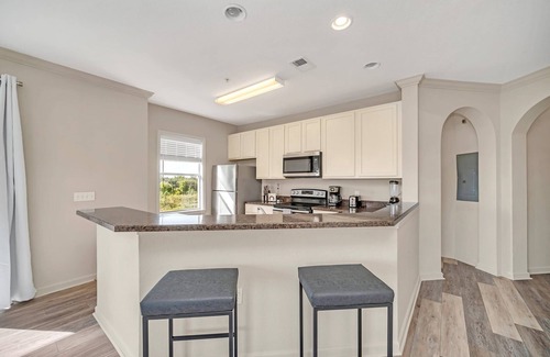 West Kissimmee Condo | Condo w Pool, Hot Tub, Games Room - Pet Friendly