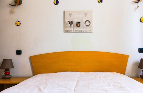 Riquier Apartment | Coquelicot