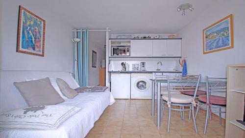 Sainte-Maxime City Centre Apartment | Coralines