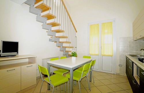 Vada Apartment | Cosy apartment for 6 guests with pool, A/C, WIFI, TV and patio