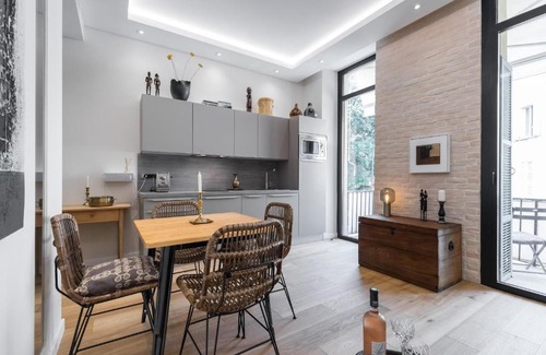 Quartier du Port Apartment | Cosy Cocoon Place du Pin