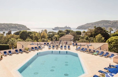 Villefranche-sur-Mer Apartment | Cote d'Azur, 2 travellers, individual air-conditioning, garden, two steps from the beach
