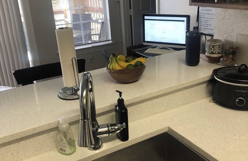 Oak Ridge Condo | Cozy 1-bedroom condo in charming Orlando with AC, fitness room, WiFi