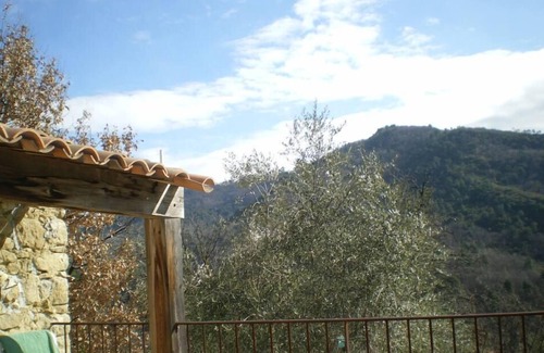Coaraze Cottage | Detached house with garden