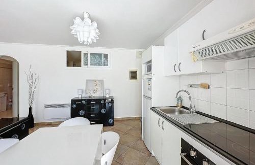 Beausoleil Apartment | Direct Monaco 2 Pièces devant piscine