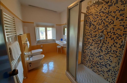 Rosignano Solvay Hotel | Elba Hotel